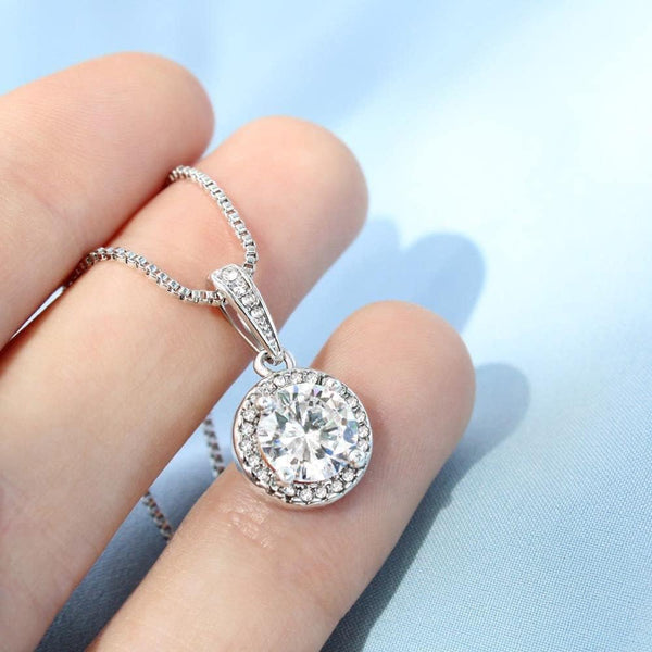 Collar con Colgante Efecto Diamante