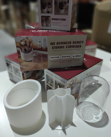 Cubo de almacenamiento para brochas