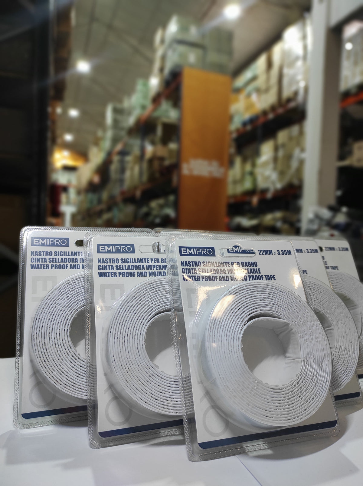 Cinta de sellado autoadhesiva para cocina y baño 22mmx3.35m