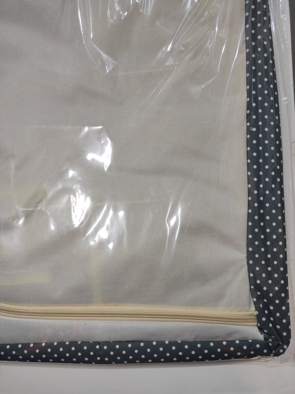 Caja de almacenamiento de ropa plegable