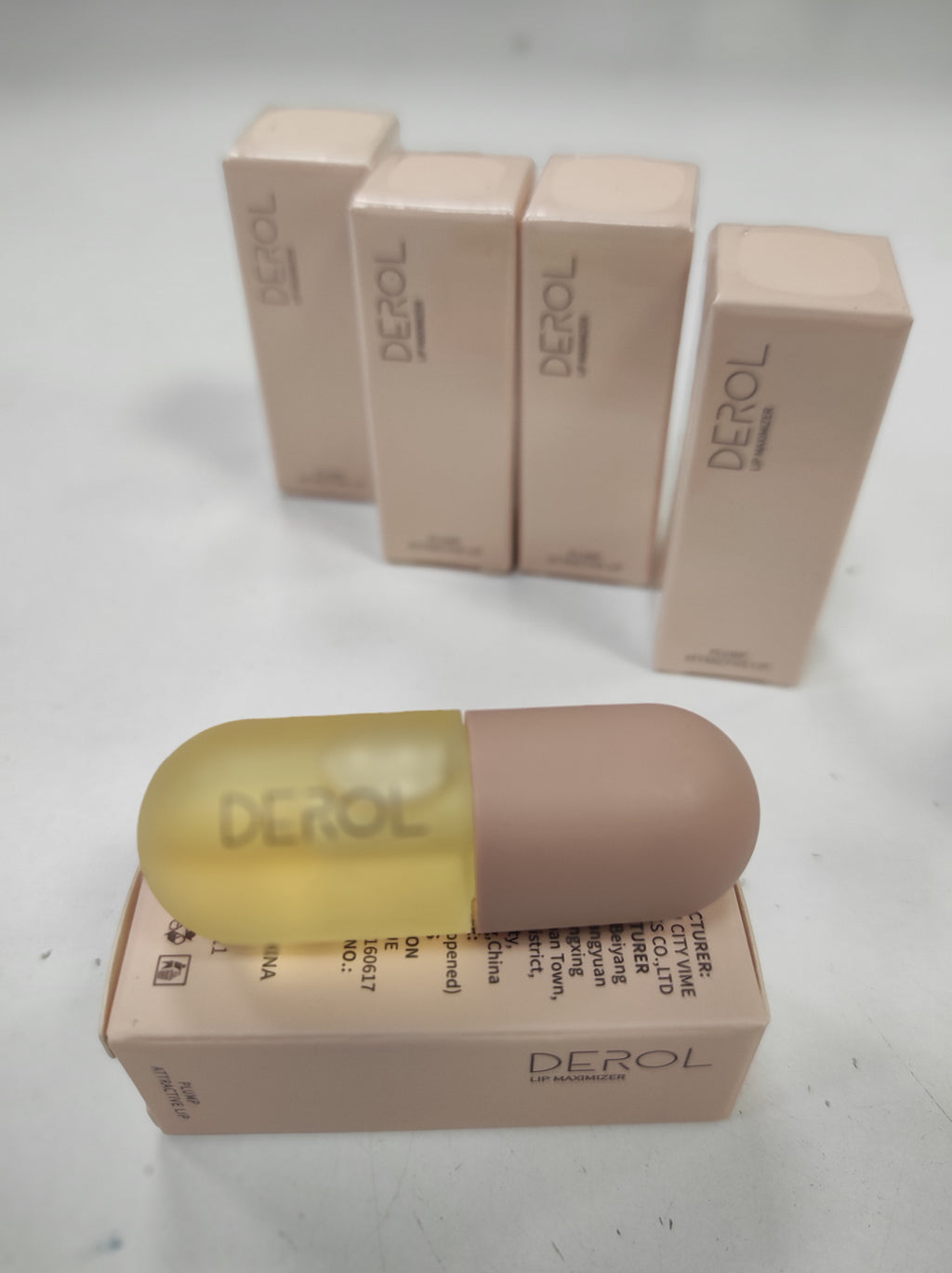 Aumento Labios Instantaneo , Plumper y brillo para el cuidado de los labios