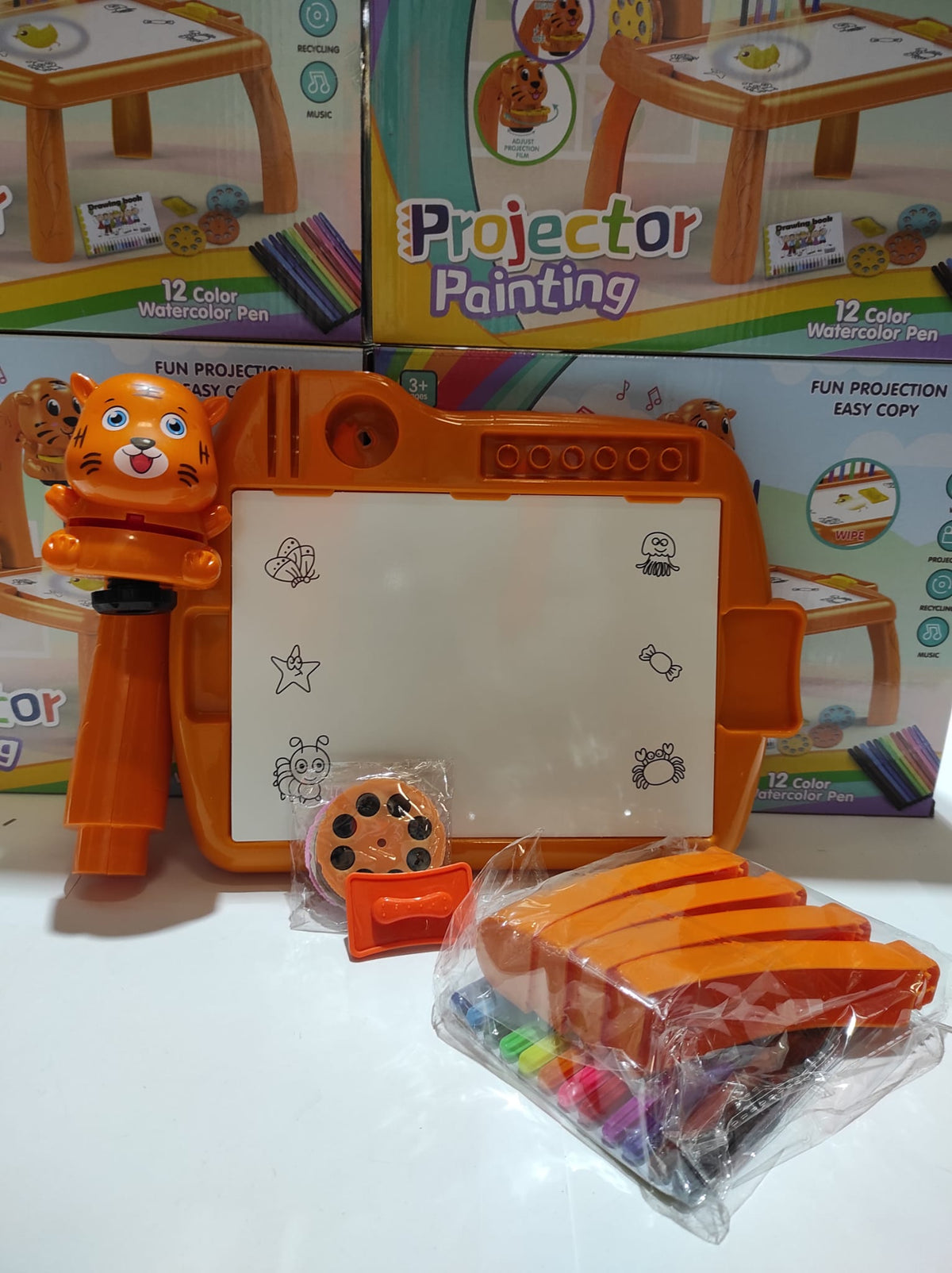Escritorio de aprendizaje para niños tigre